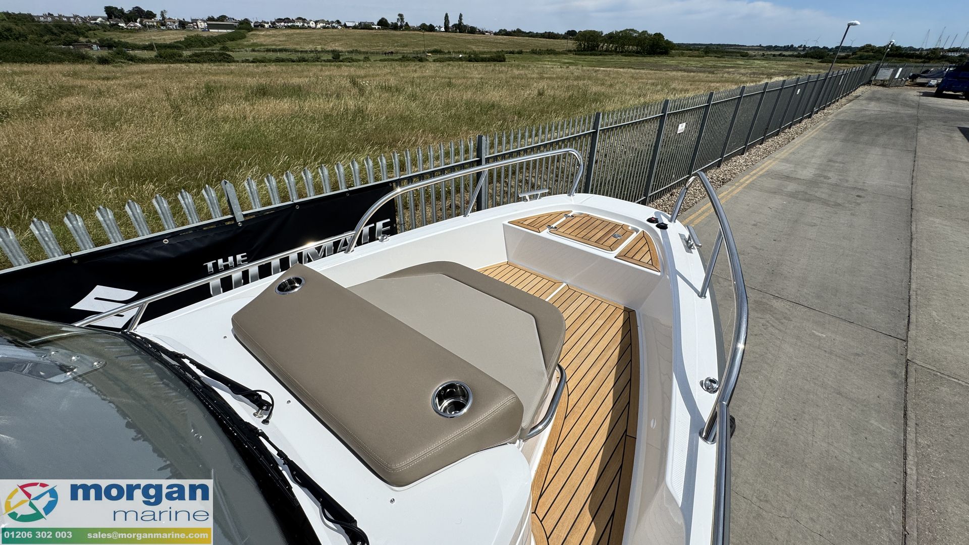 Nimbus Tender 8 -