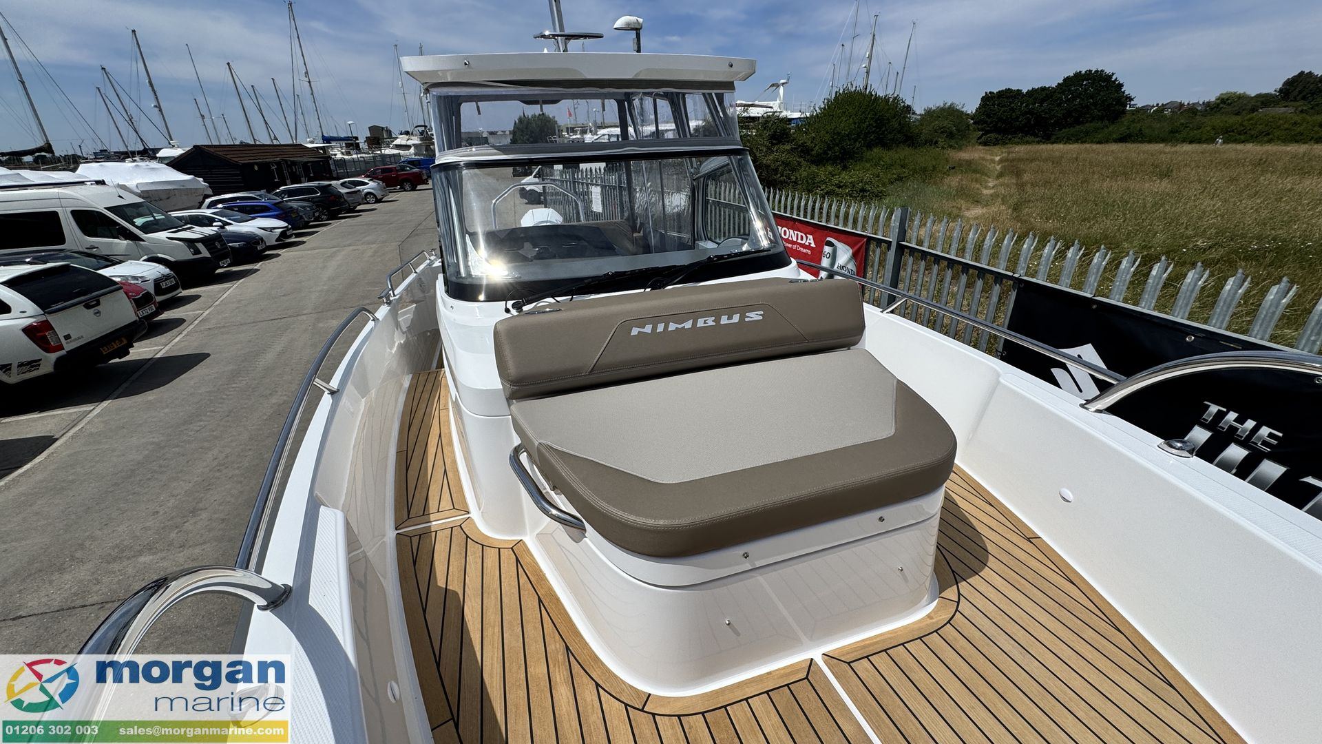Nimbus Tender 8 -