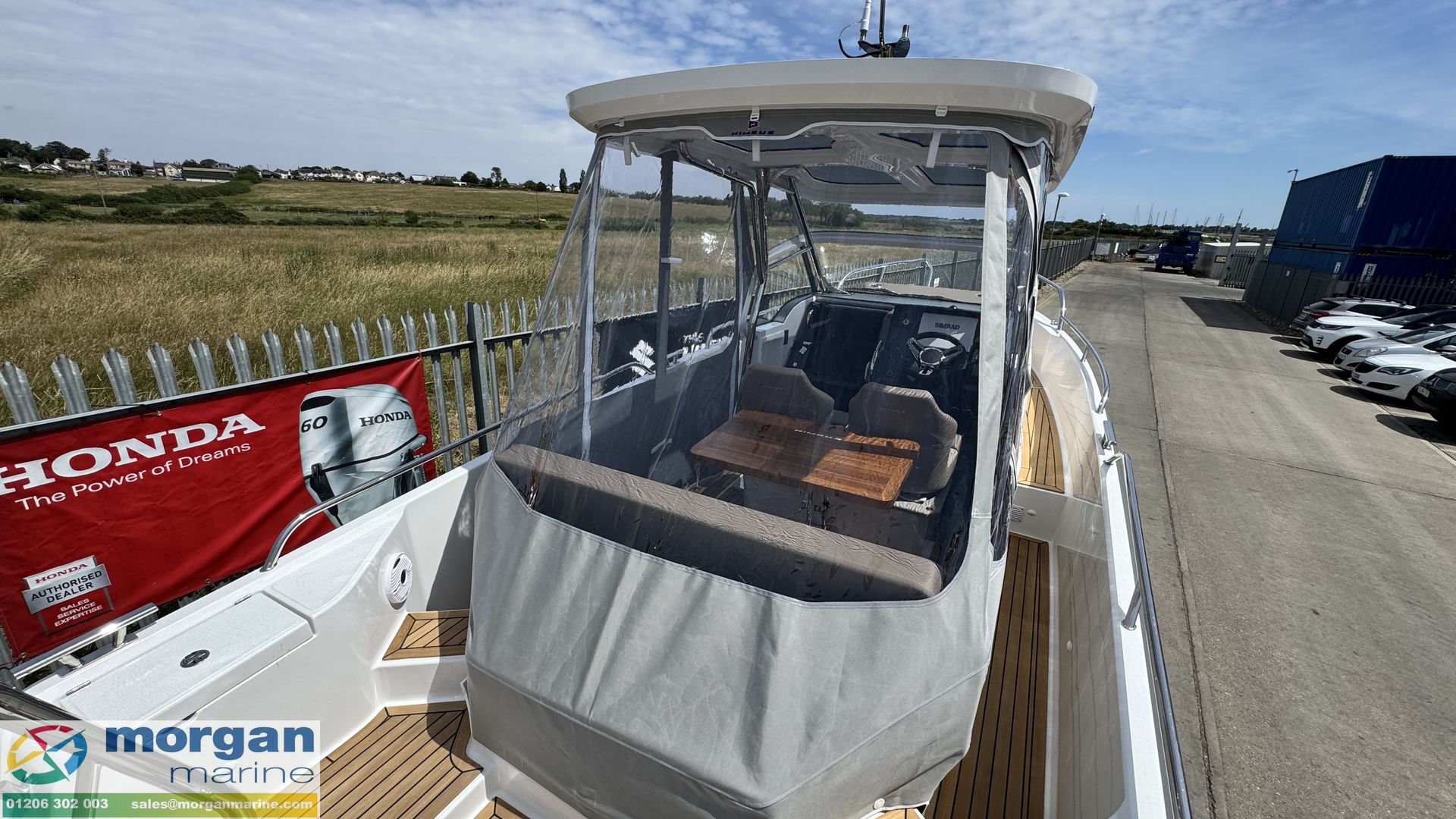 Nimbus Tender 8 -
