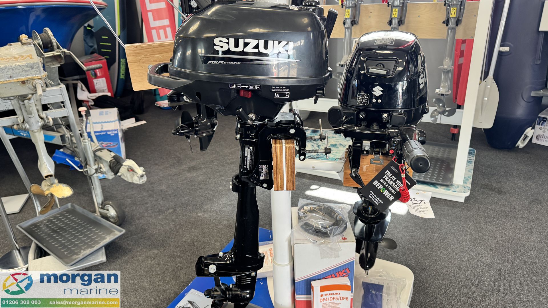 Suzuki DF2.5 short shaft outboard engine