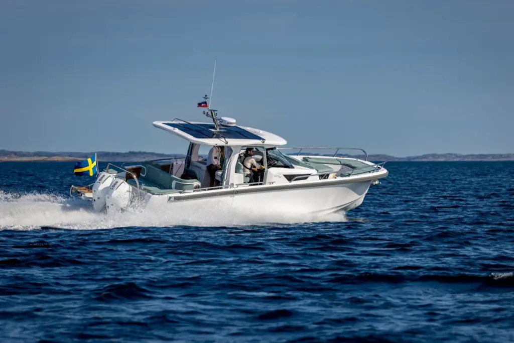 Nimbus ST35 (Sport Tender 35)
