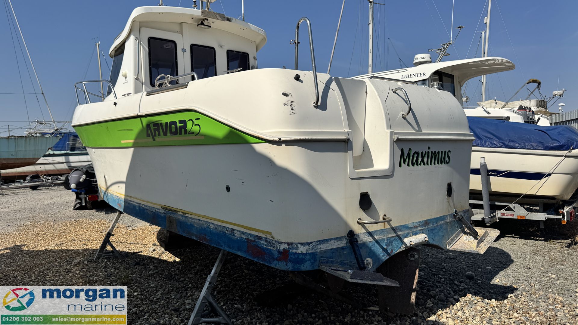 Arvor 25 -
