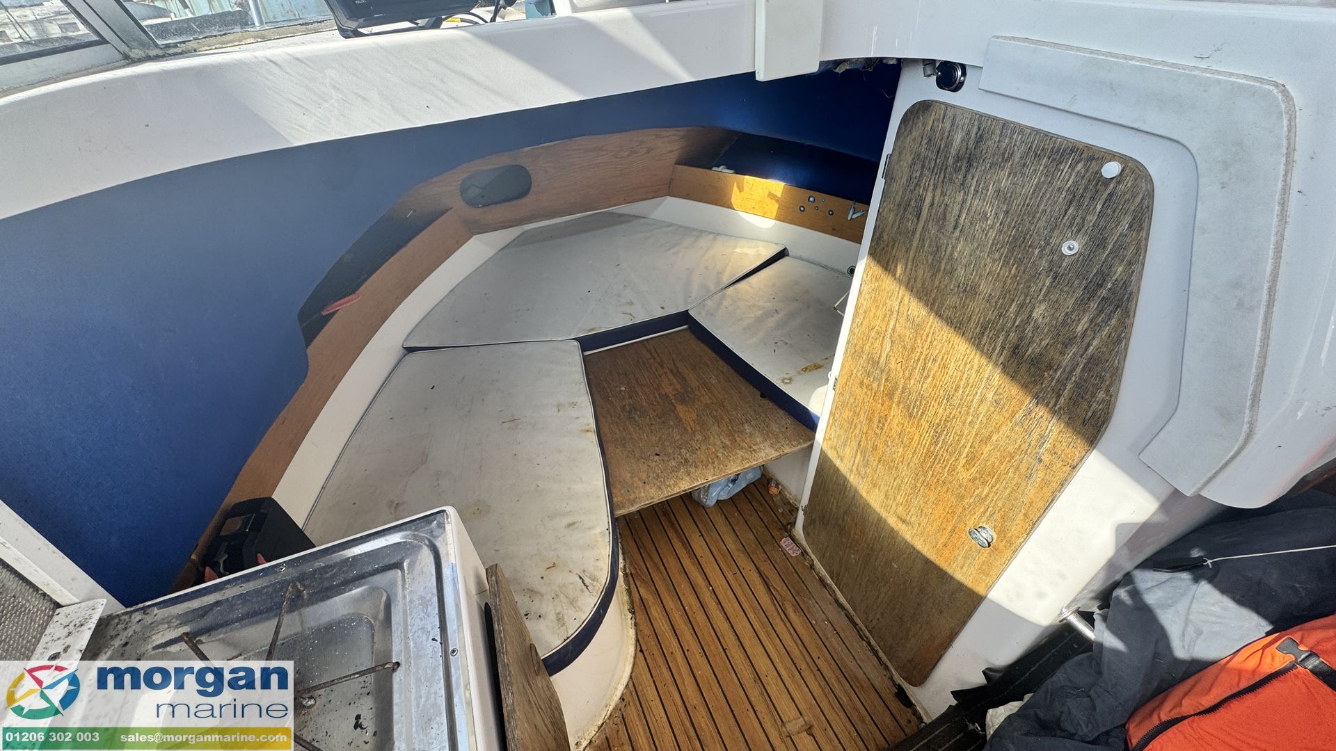 Arvor 25 -