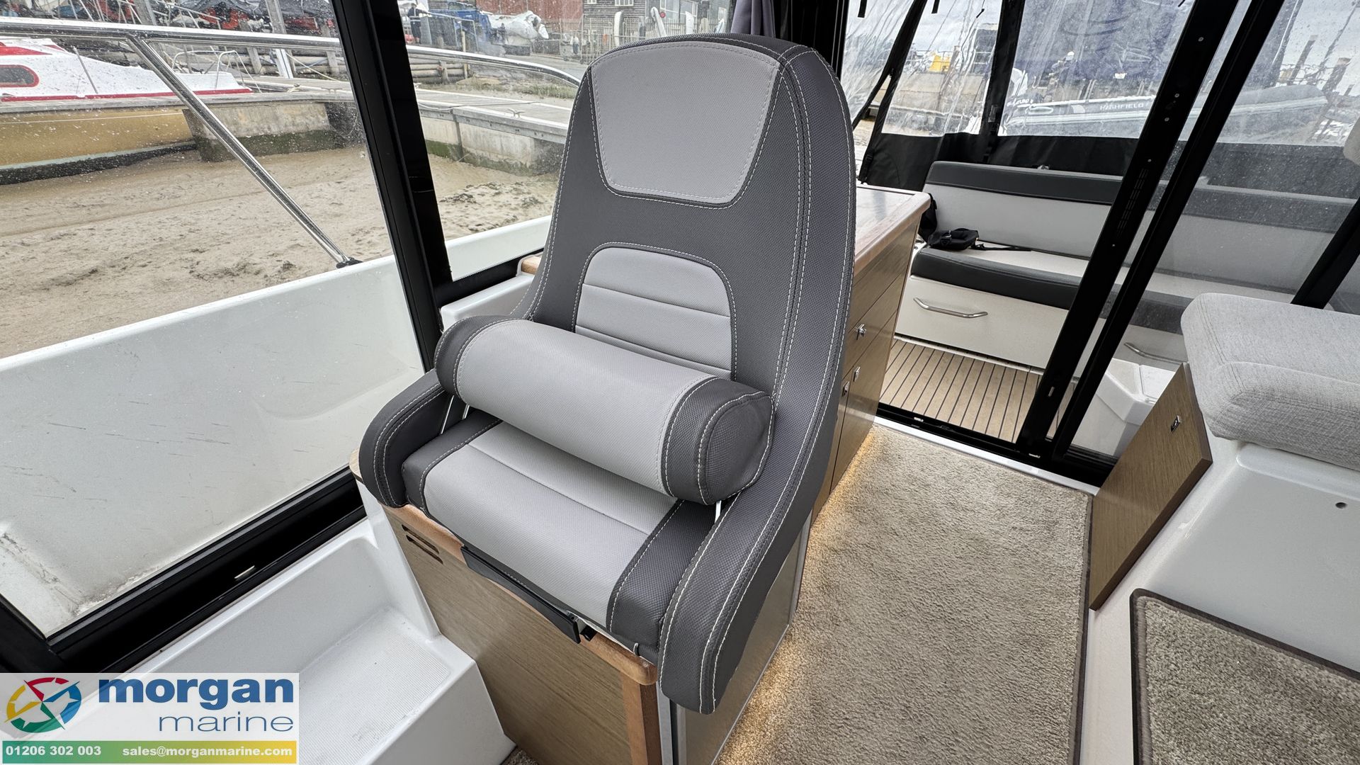 Jeanneau Merry Fisher 895 -