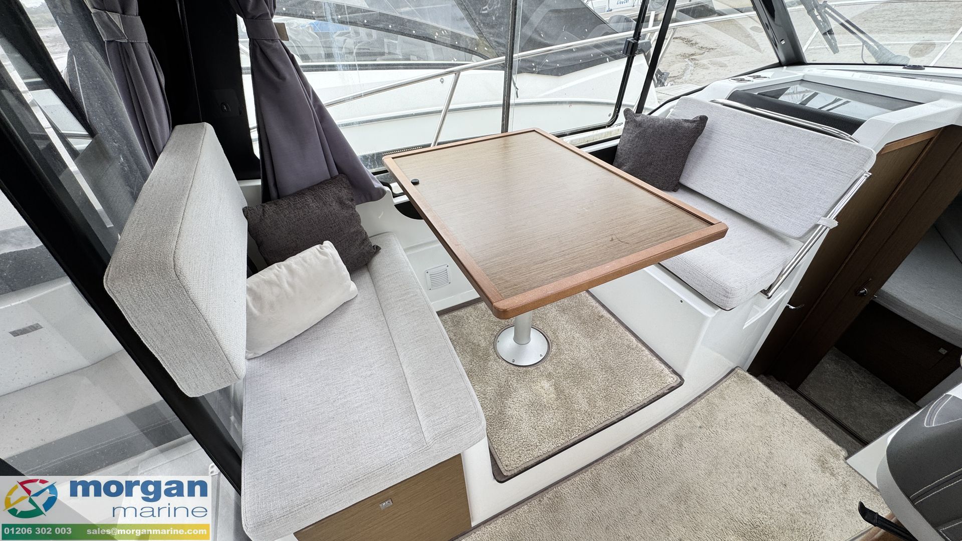 Jeanneau Merry Fisher 895 -