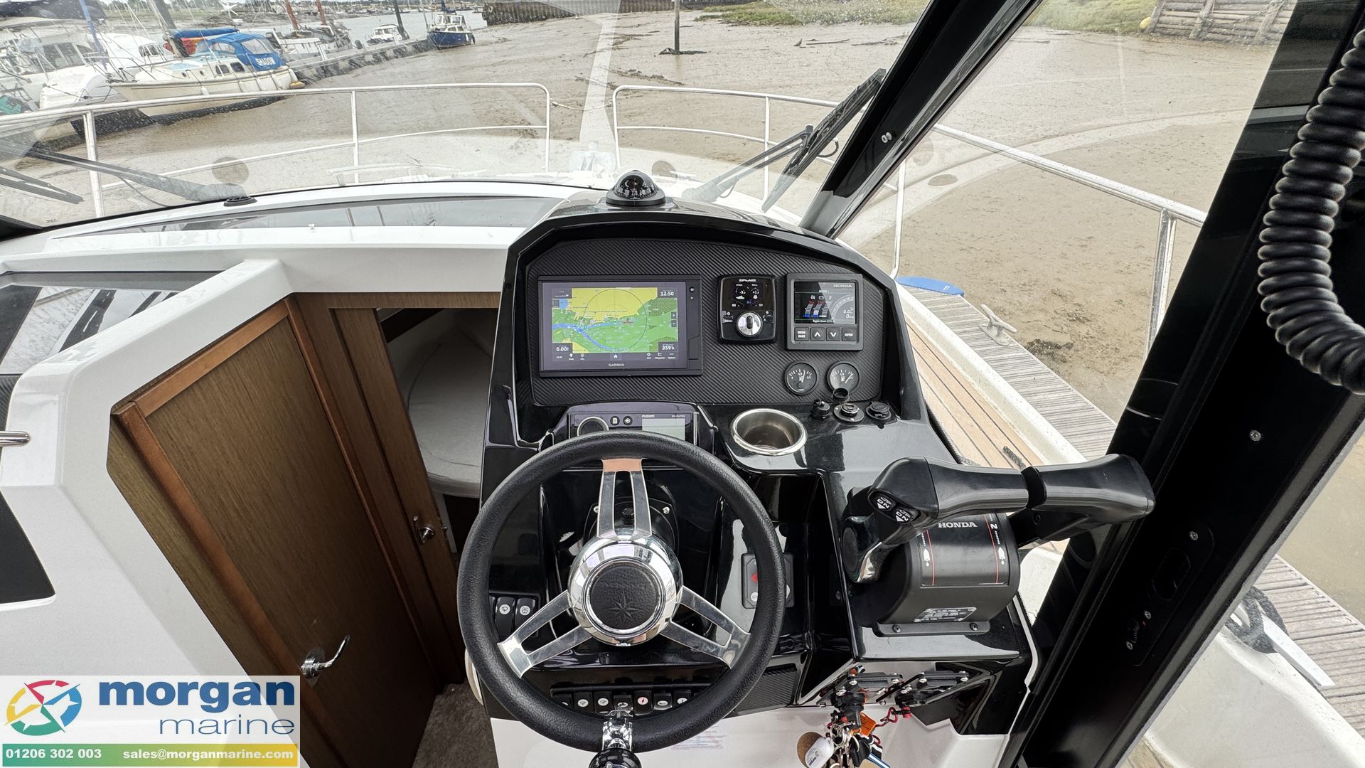 Jeanneau Merry Fisher 895 -