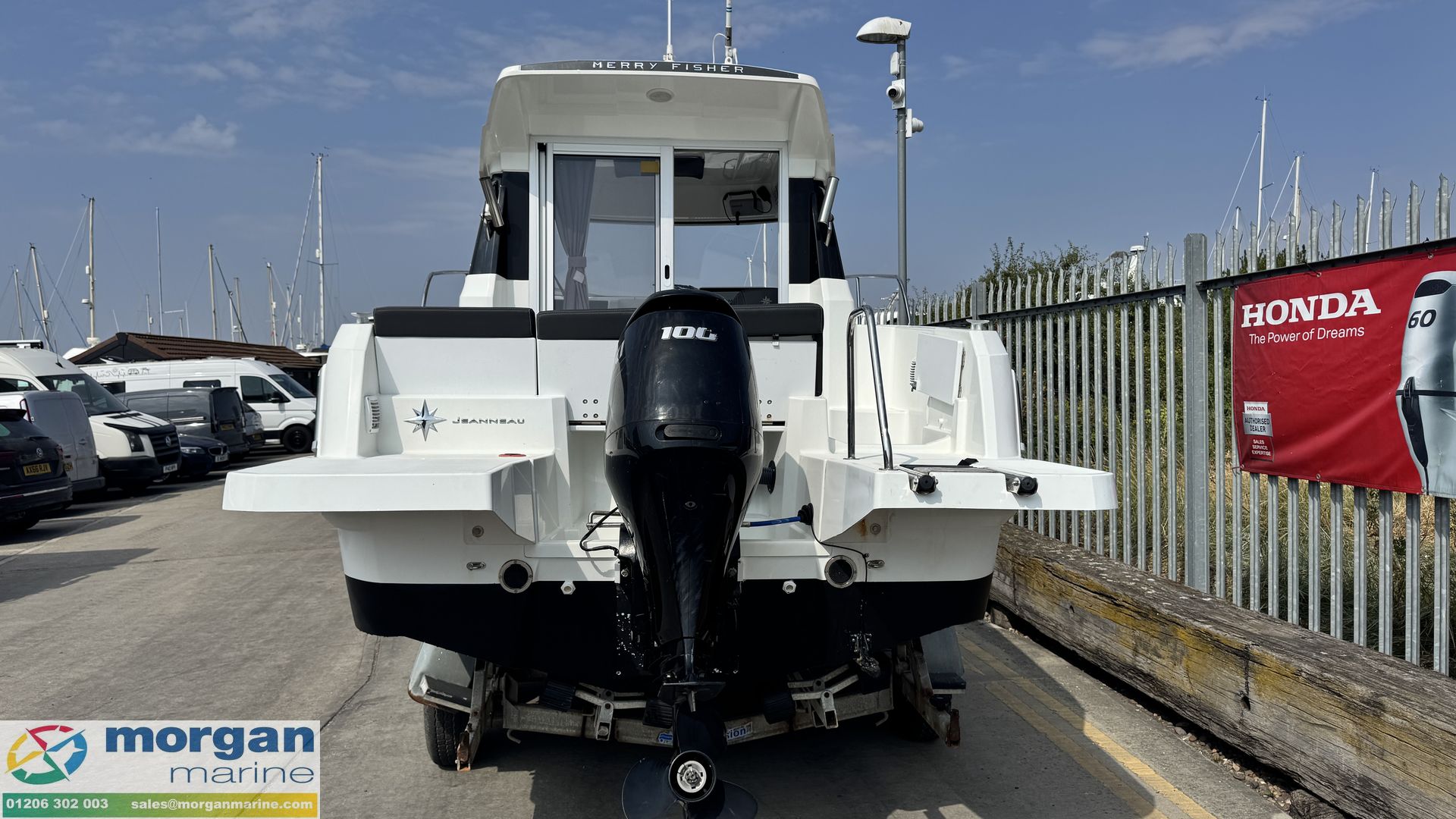 Merry Fisher 605 -