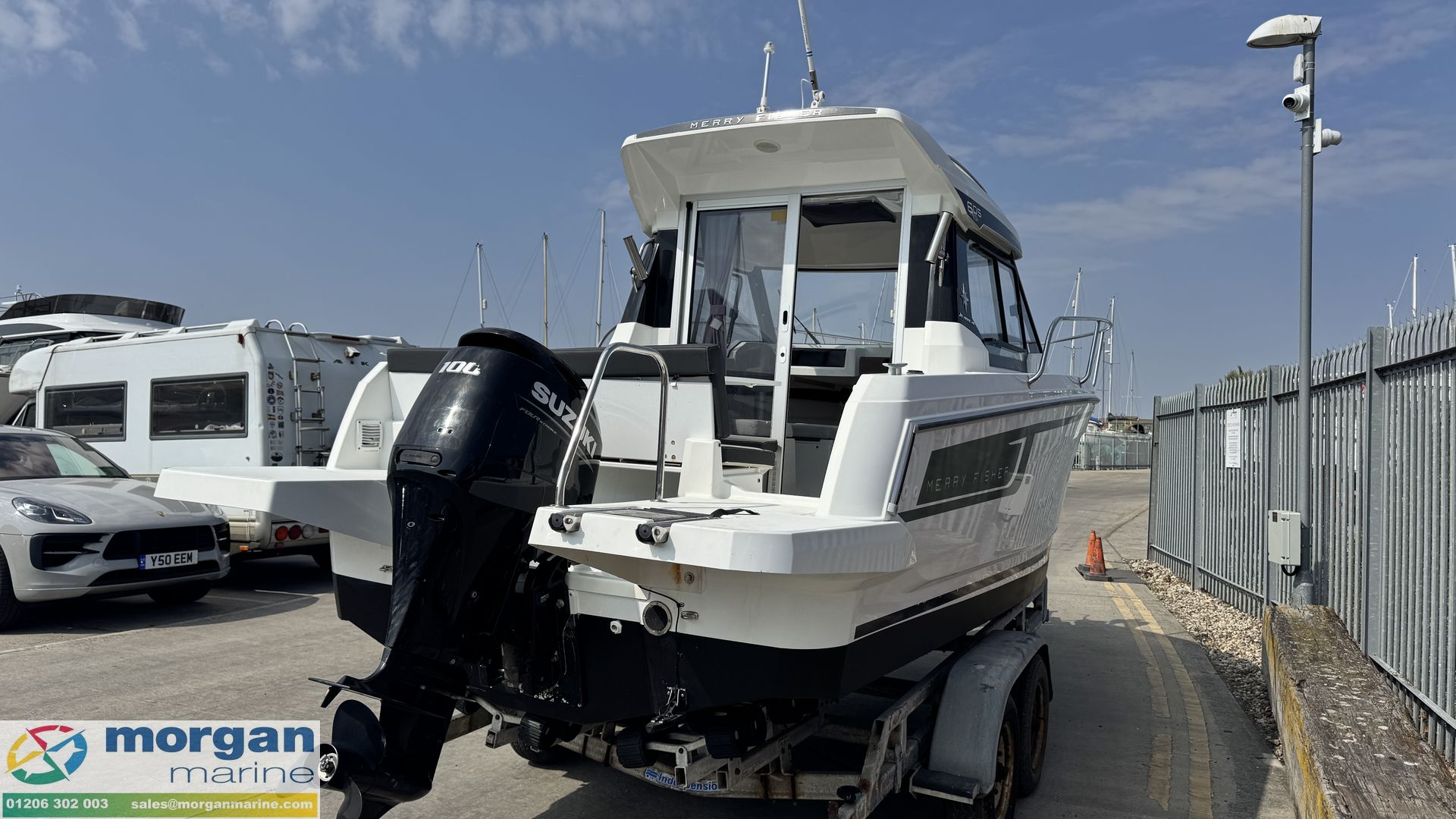 Merry Fisher 605 -
