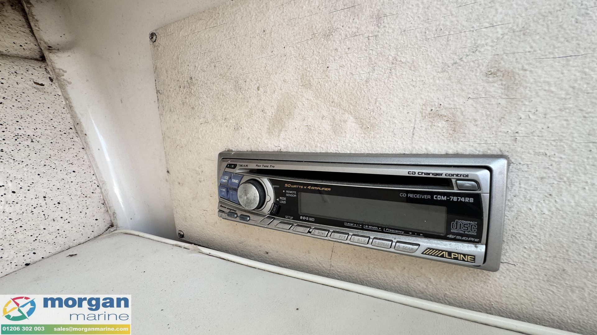 Arvor 18 -
