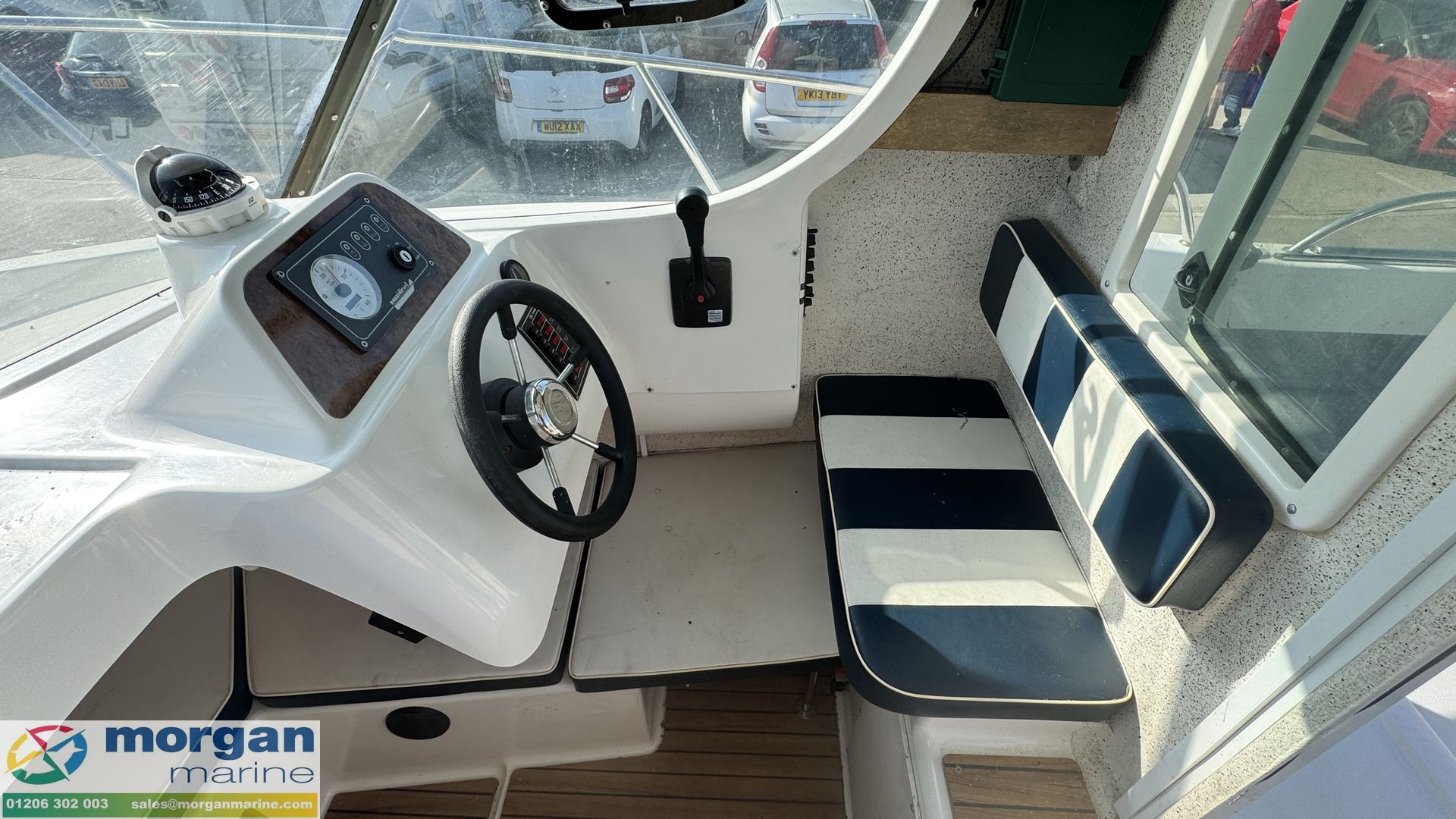 Arvor 18 -