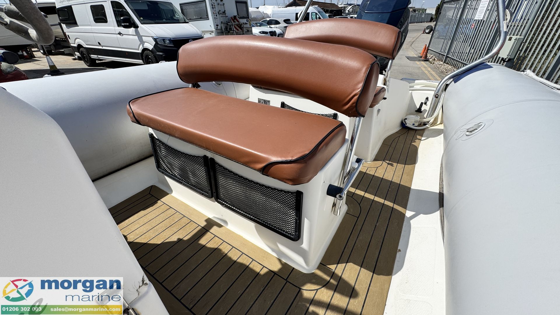 Bombard Explorer 620 -