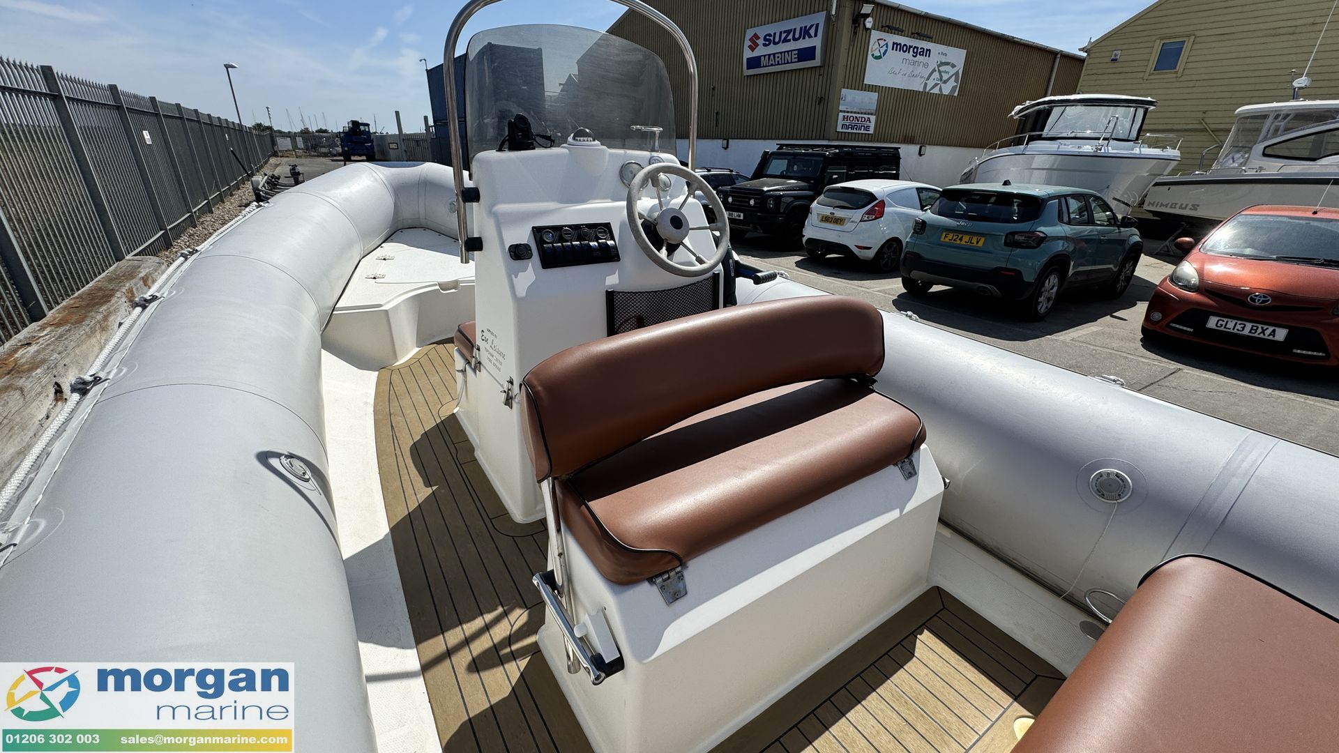 Bombard Explorer 620 -