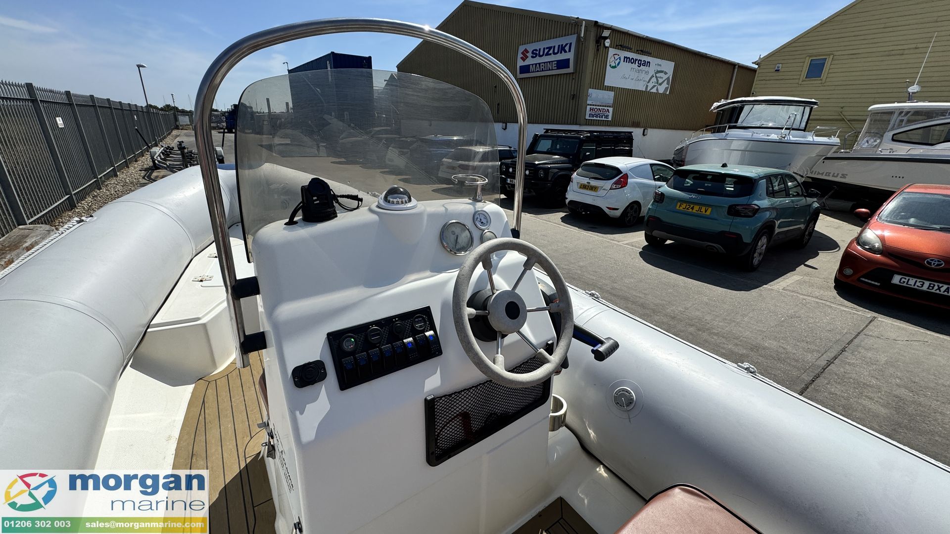 Bombard Explorer 620 -