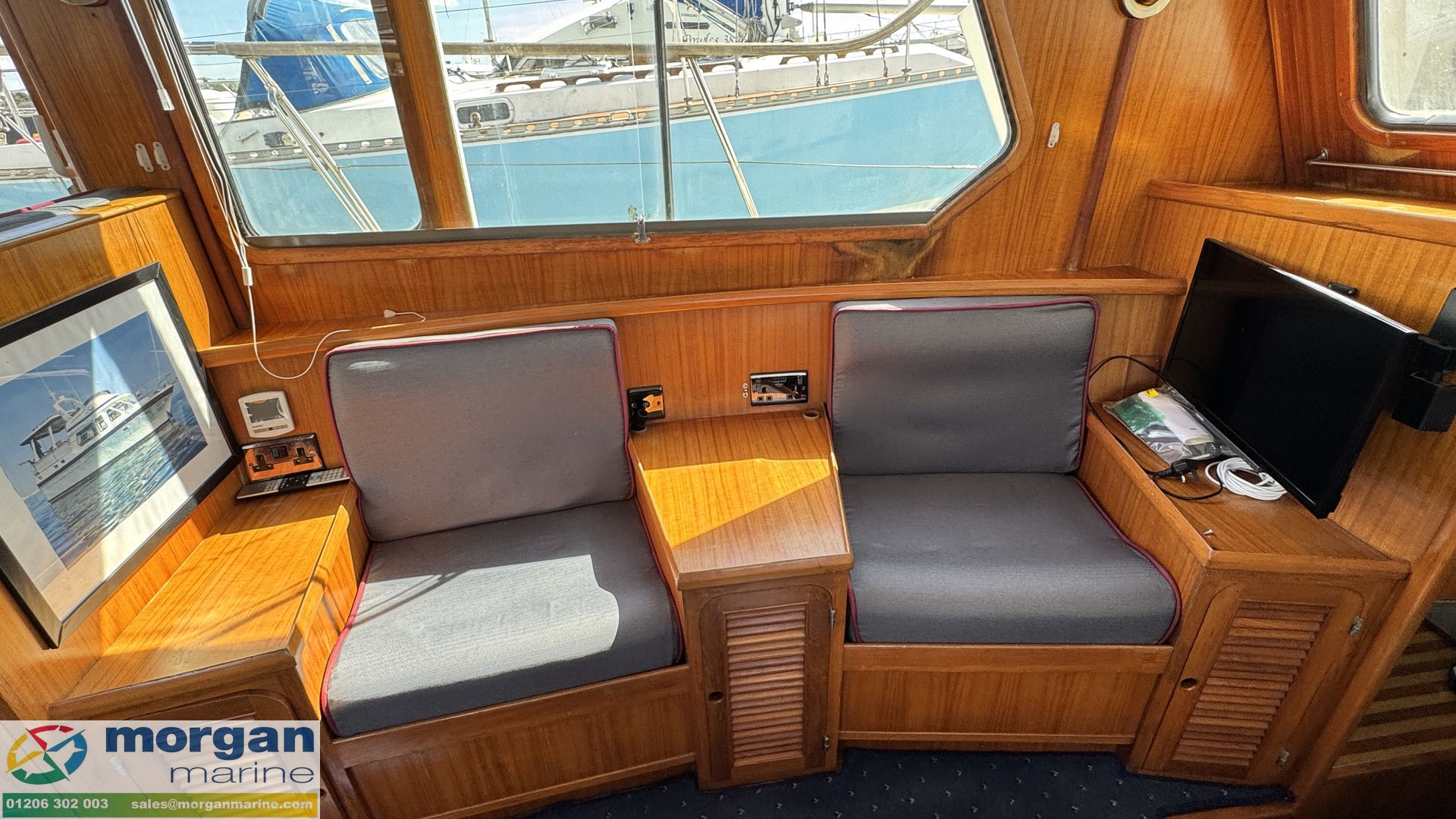 Trader 41 plus 2 -