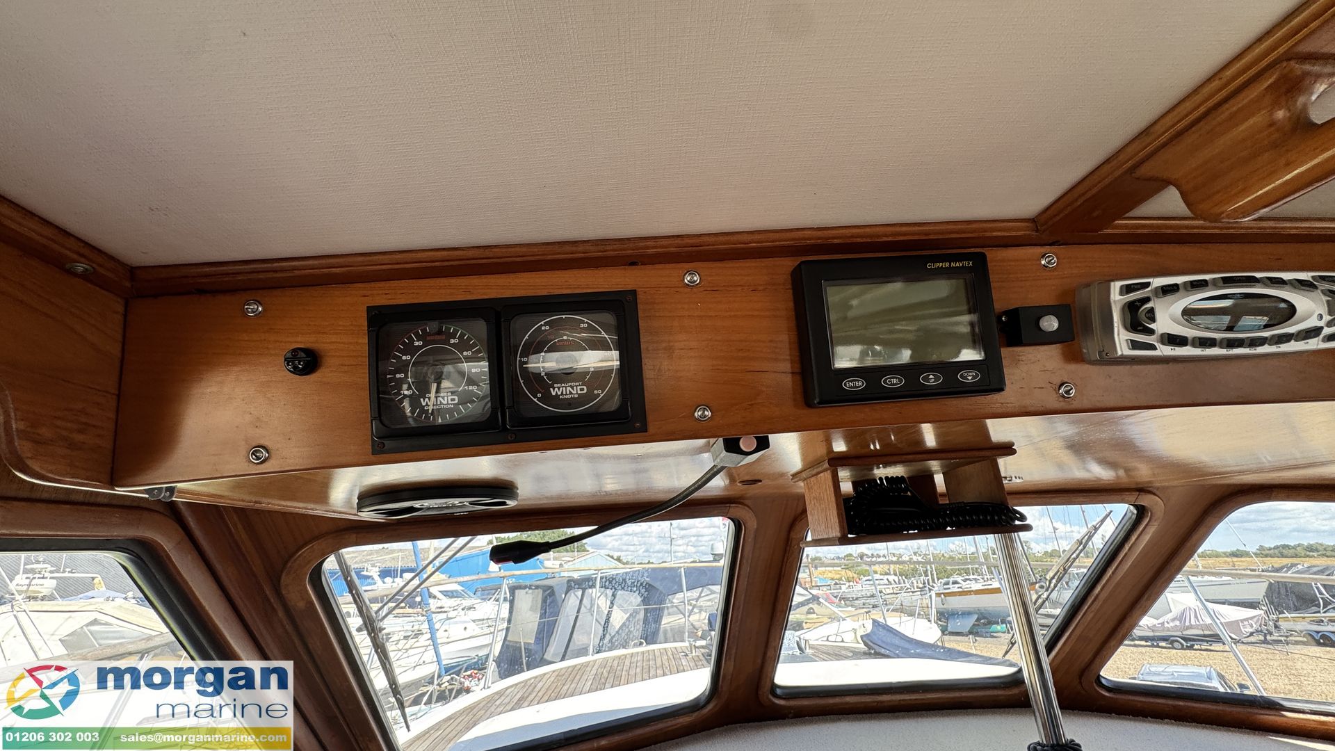 Trader 41 plus 2 -