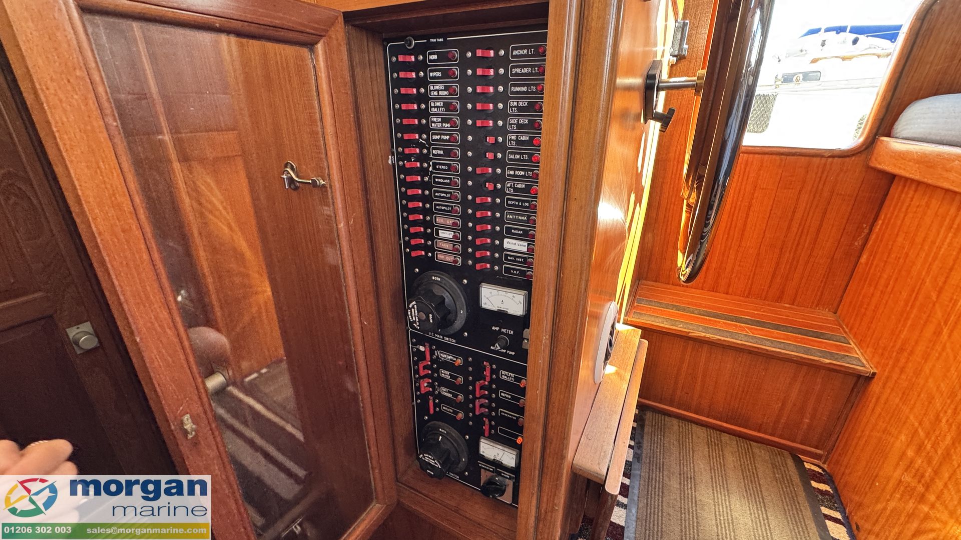 Trader 41 plus 2 -
