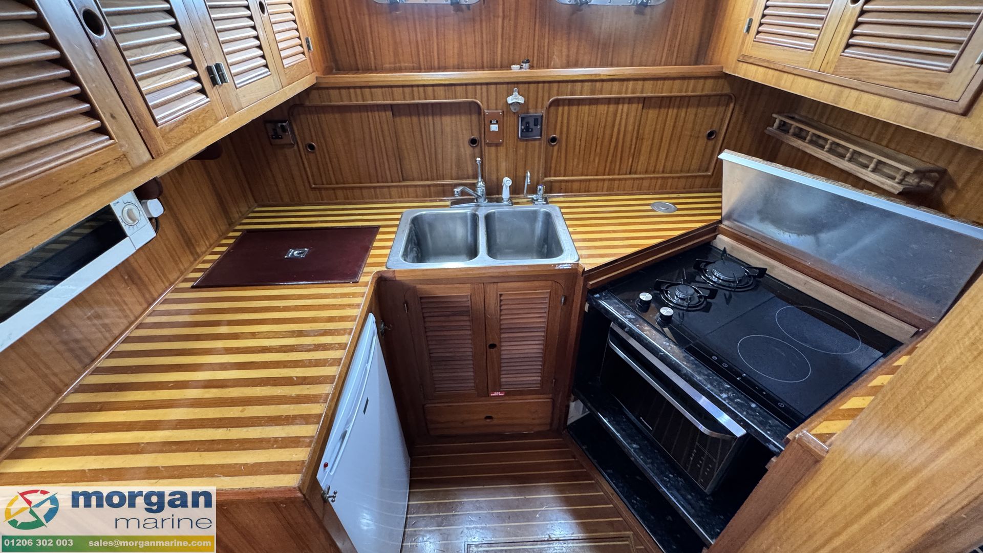 Trader 41 plus 2 -