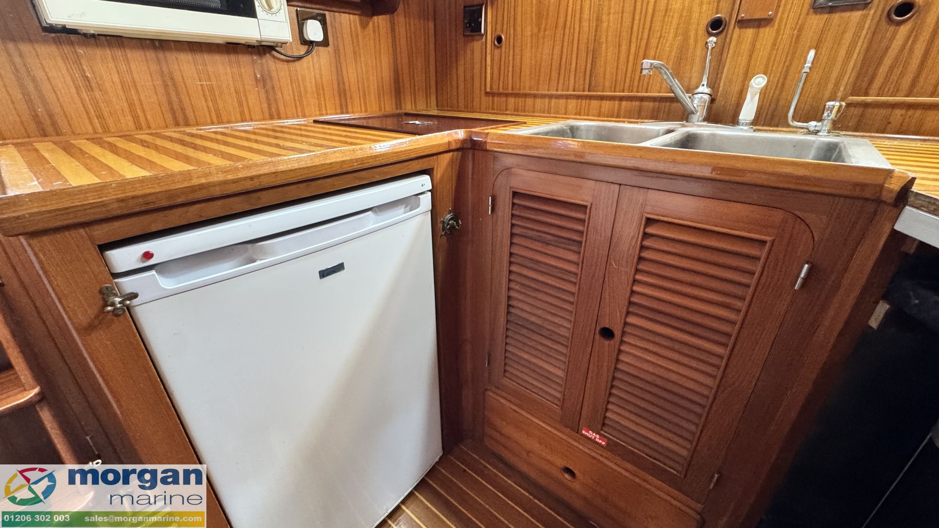 Trader 41 plus 2 -