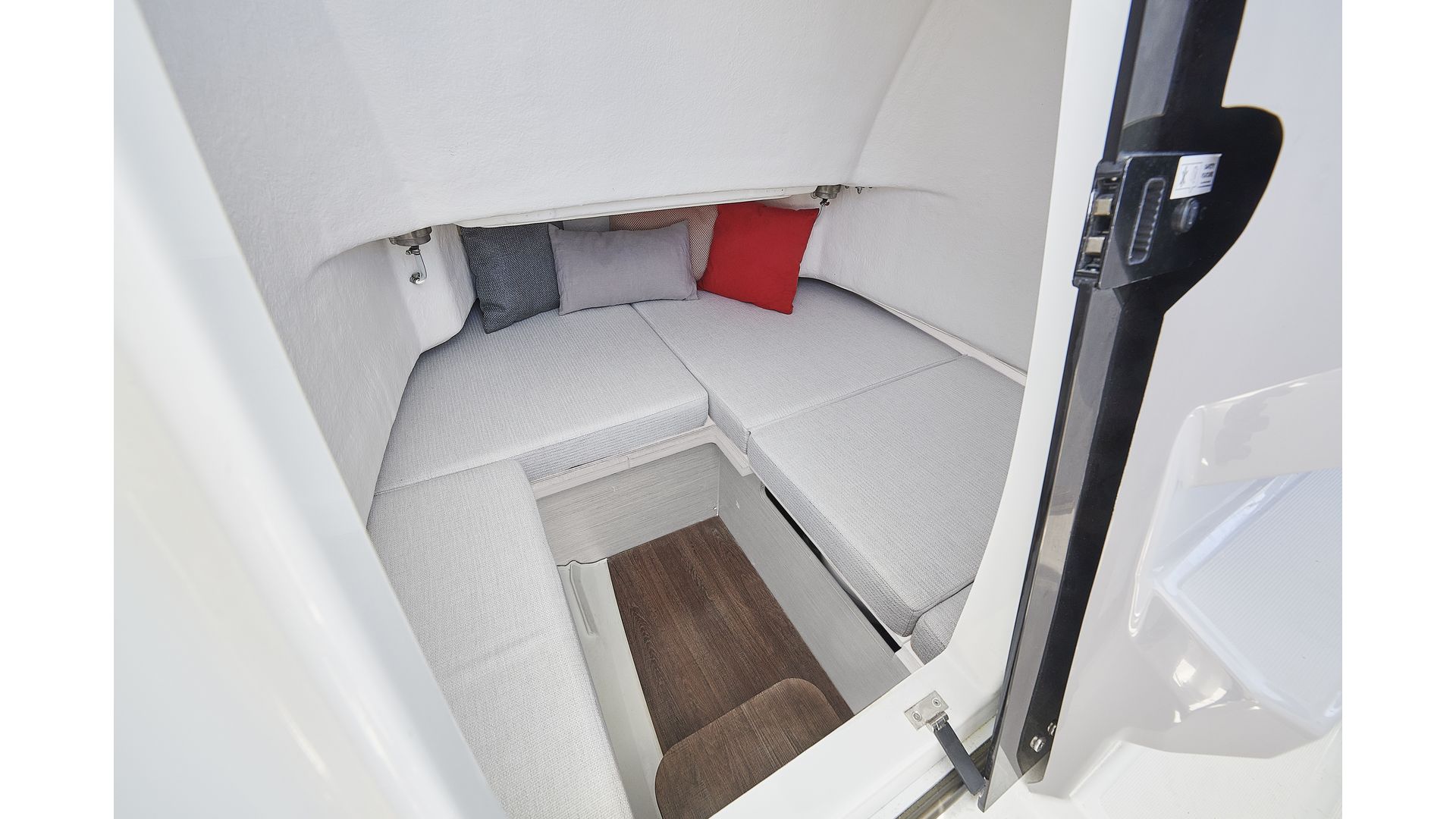 Jeanneau Cap Camarat 7.5 CC - 16