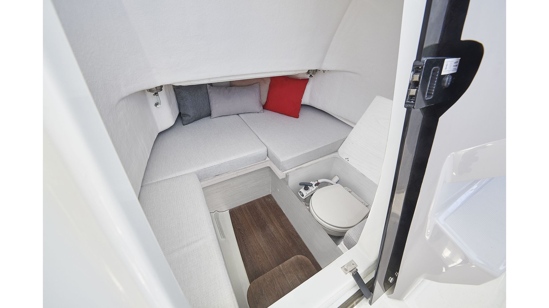 Jeanneau Cap Camarat 7.5 CC - 17
