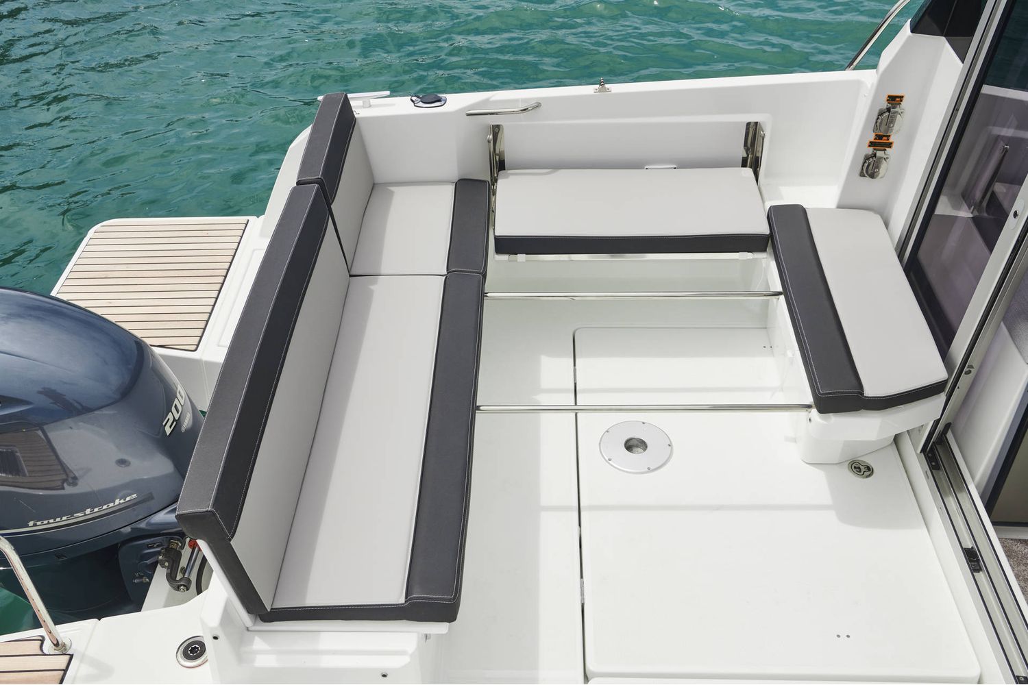 Jeanneau Merry Fisher 795 – Series 2 – Fully Loaded - 11