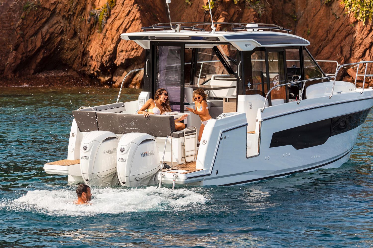 Jeanneau Merry Fisher 895 – Series 2 – with must have options - 10