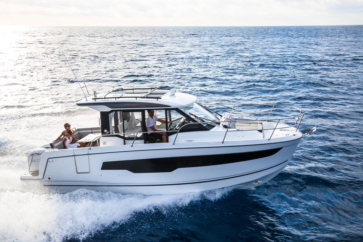 Jeanneau Merry Fisher 895 – Series 2 – twin Yamaha 200 DBW - 14
