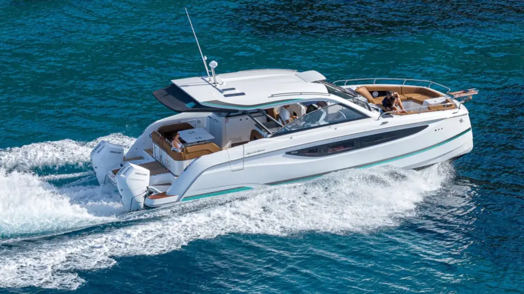 Jeanneau TH38