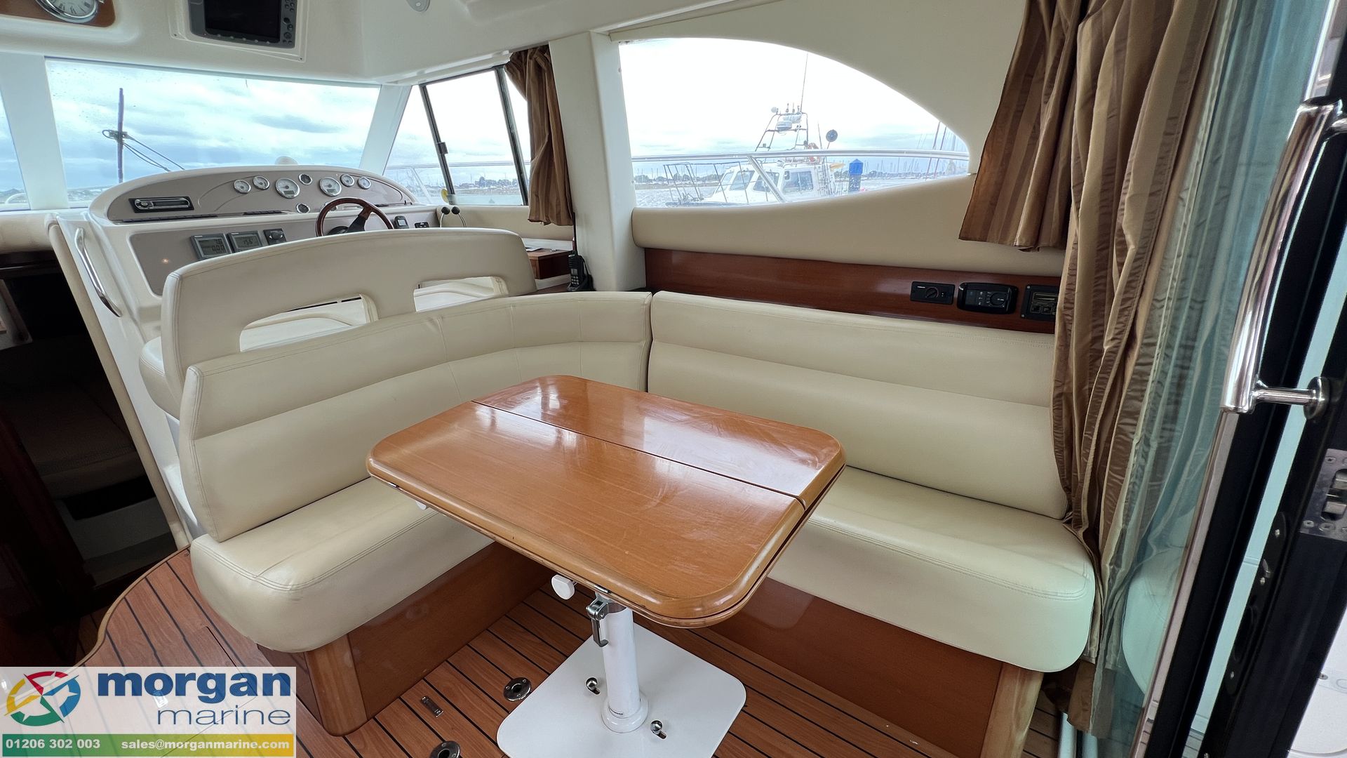 Jeanneau Prestige 36 - Roman Whispers -