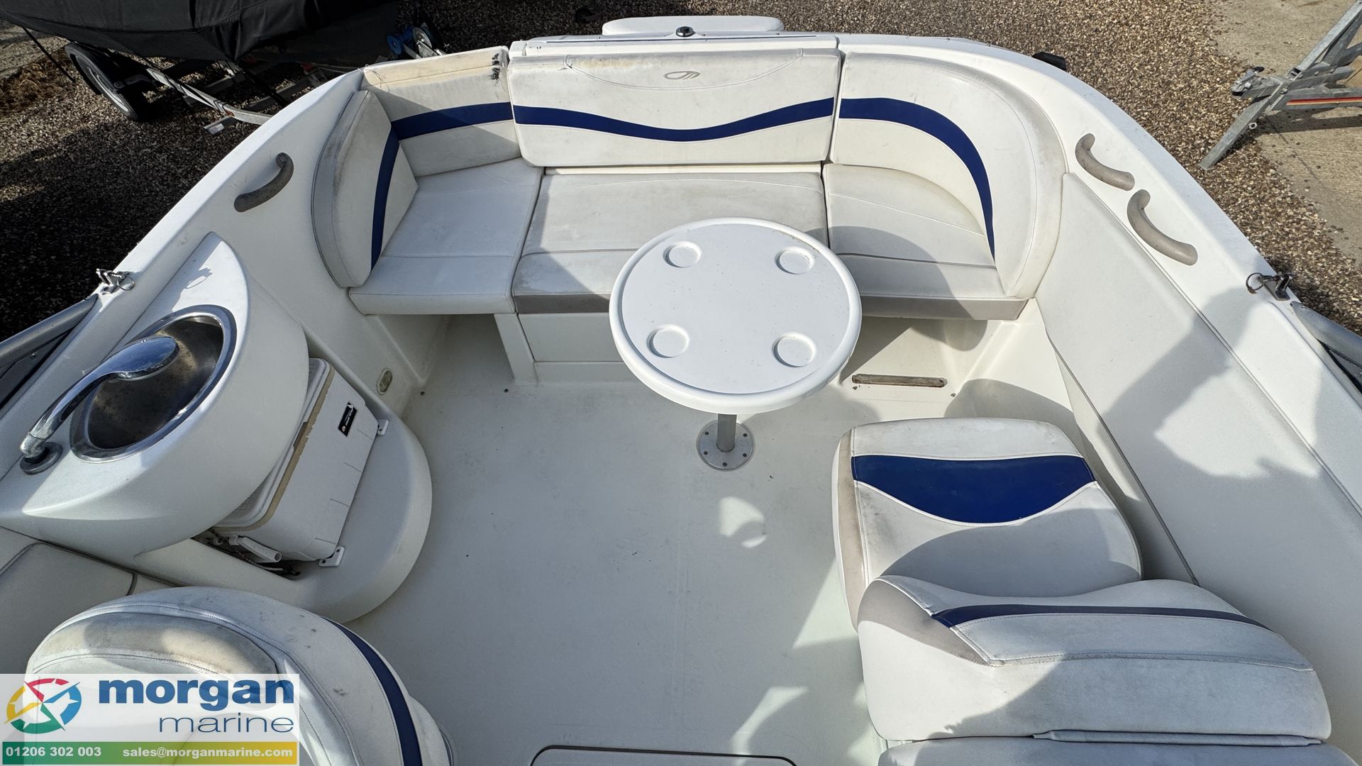 Maxum 2400 SC3 -