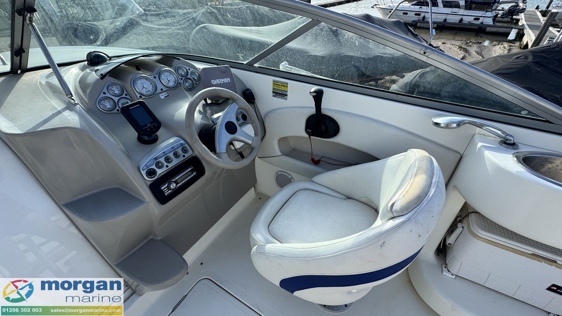Maxum 2400 SC3 -