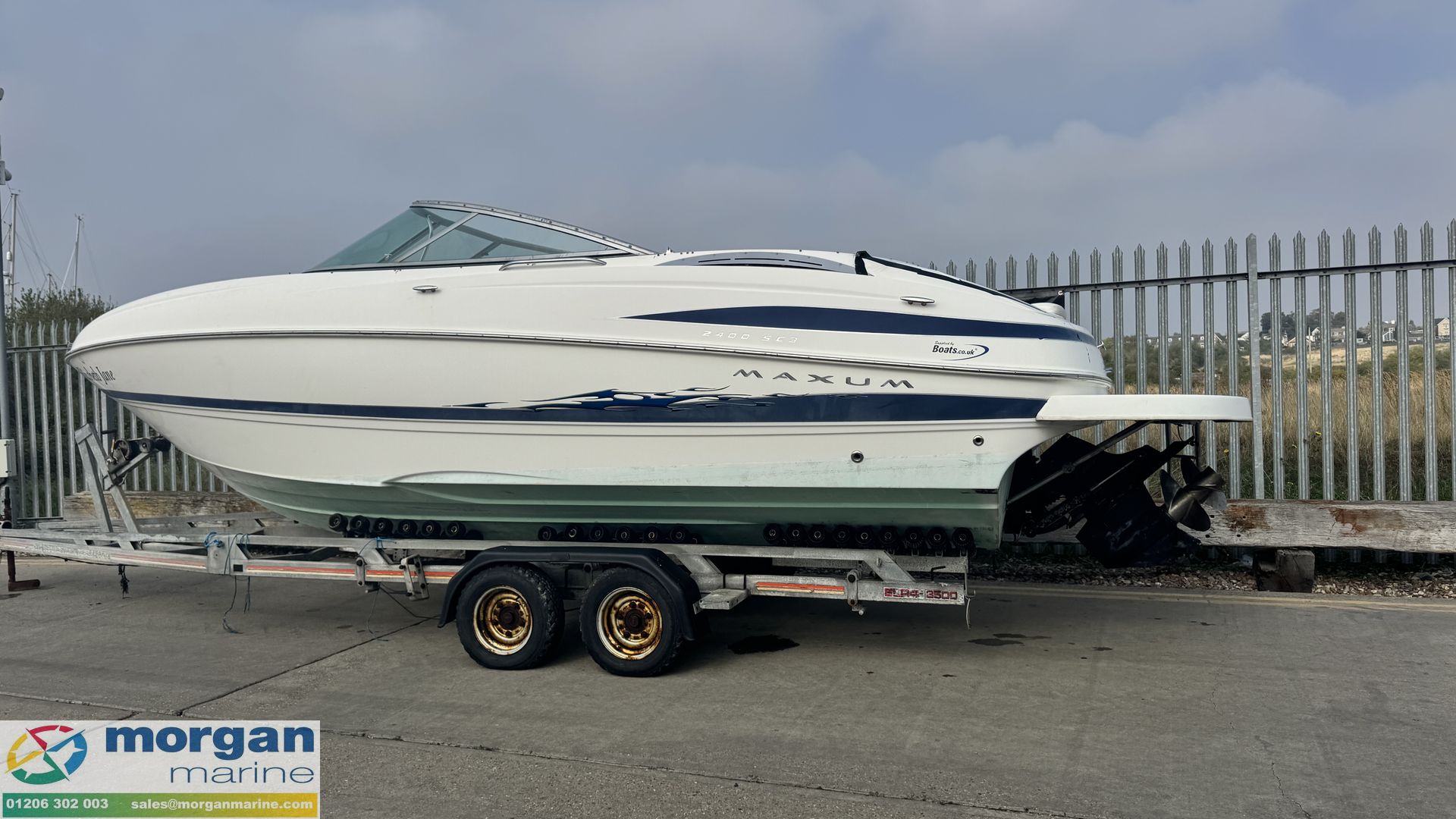 Maxum 2400 SC3 -