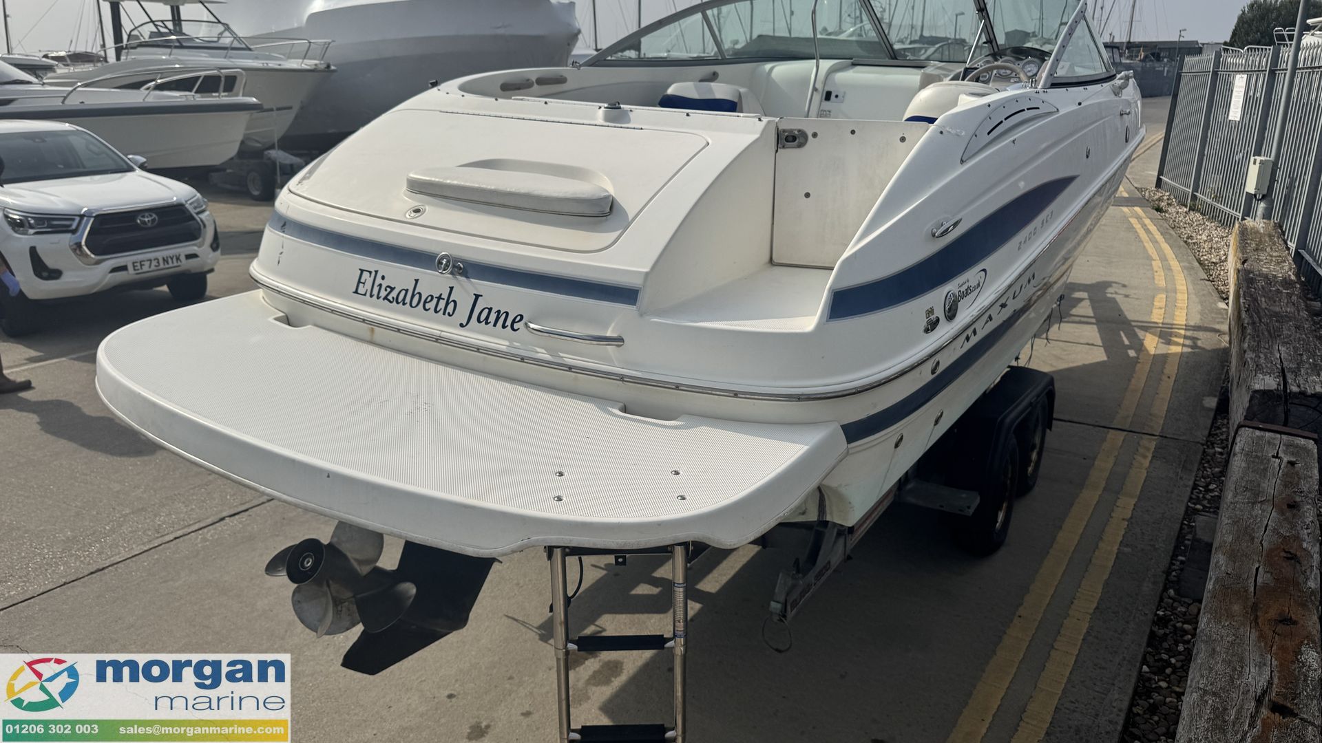 Maxum 2400 SC3 -
