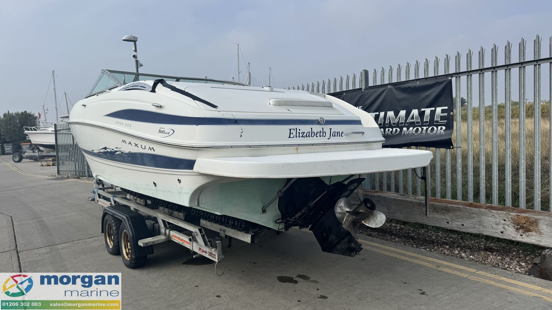 Maxum 2400 SC3 -