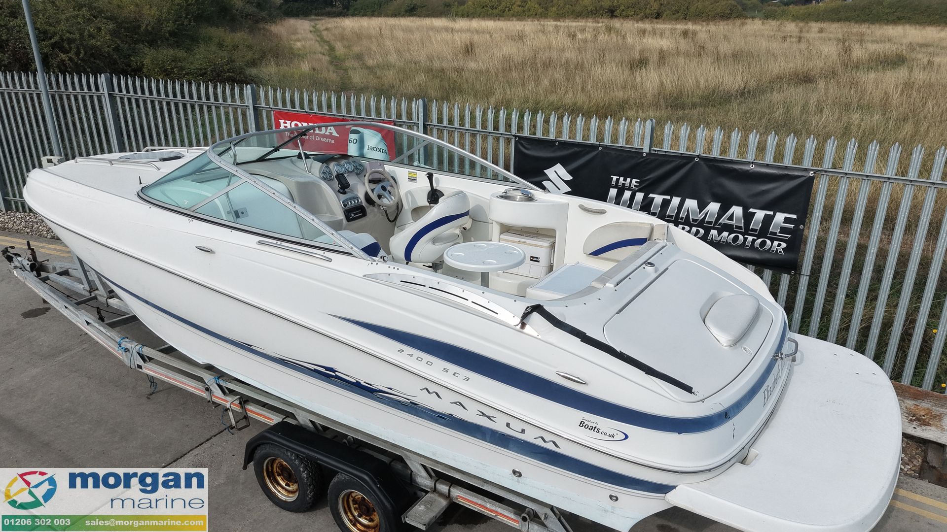 Maxum 2400 SC3 -