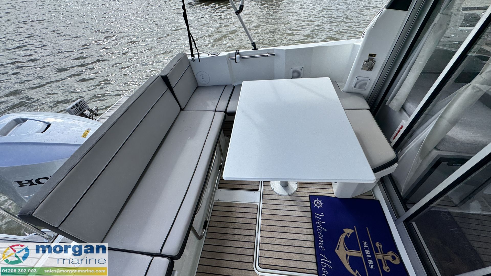 Merry Fisher 695 -