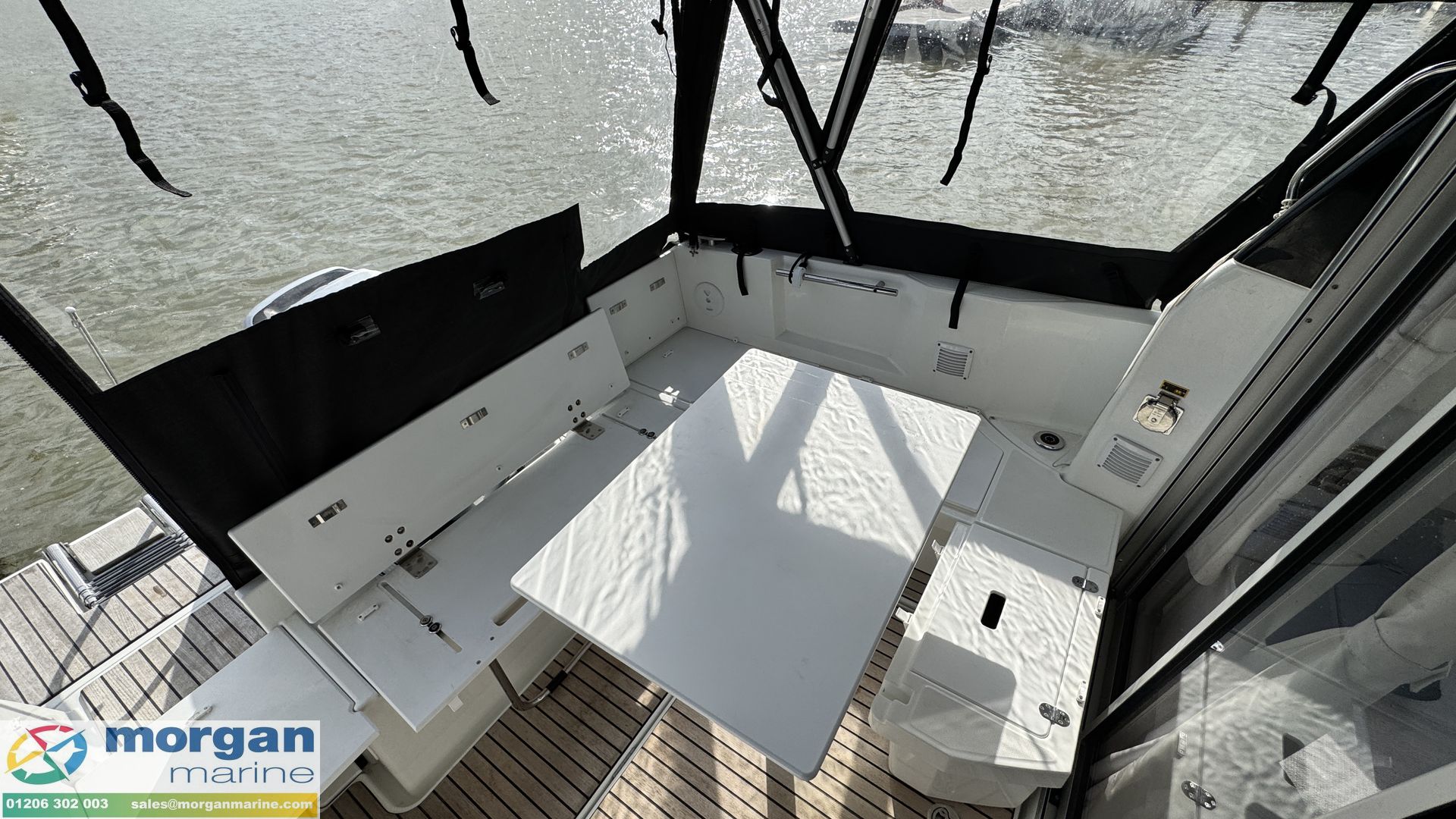 Merry Fisher 695 -