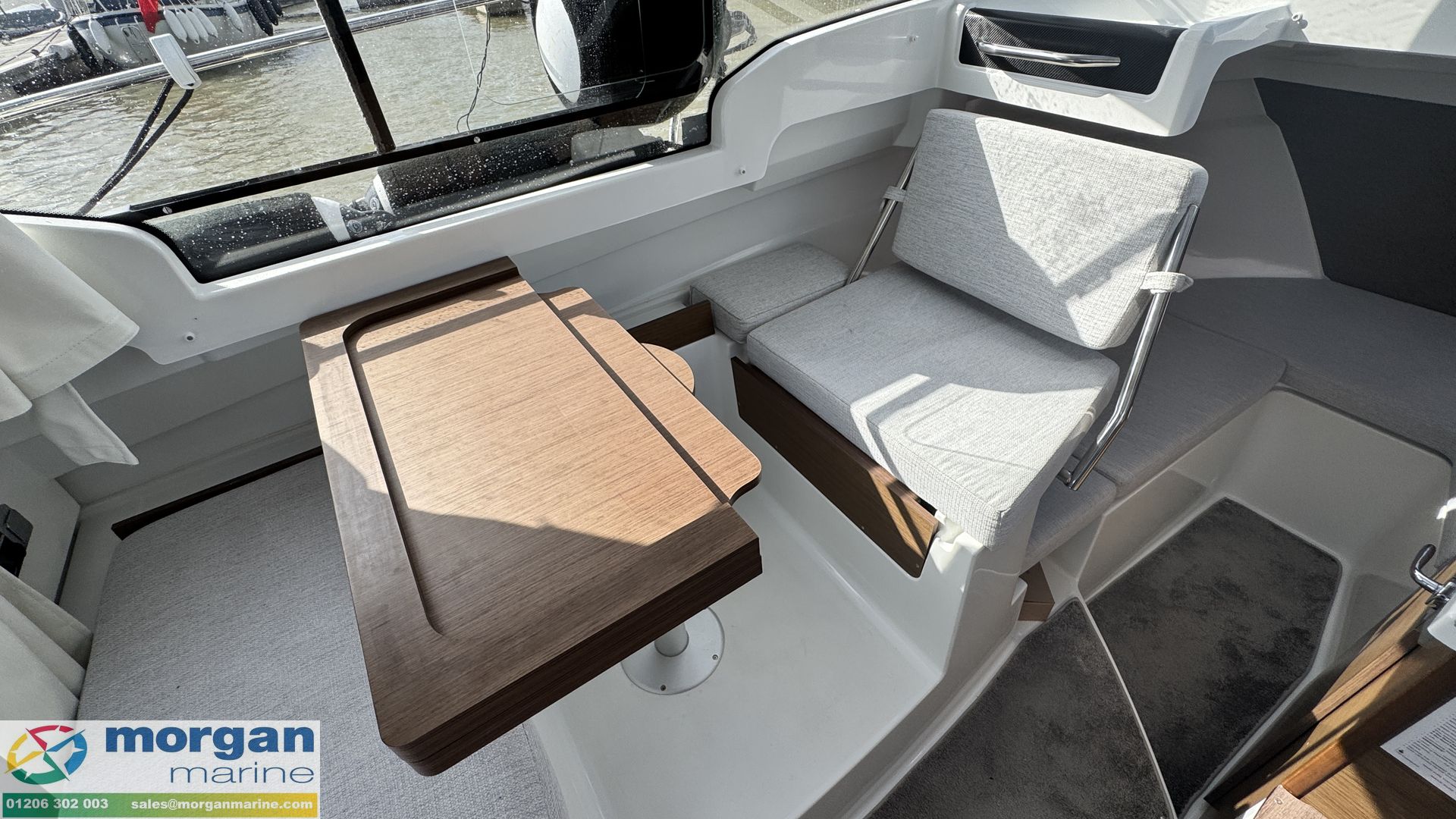 Merry Fisher 695 -