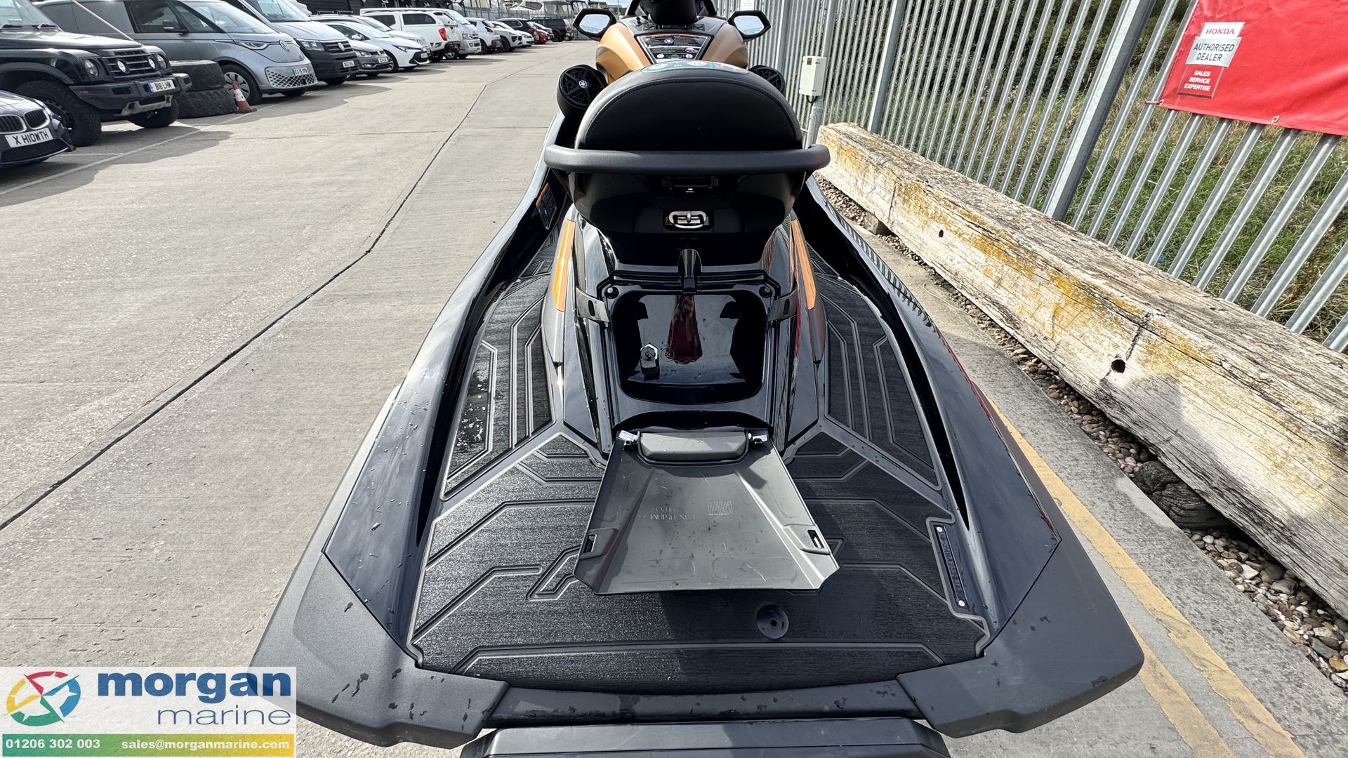 Yamaha FX Cruiser HO jet ski no 2 -