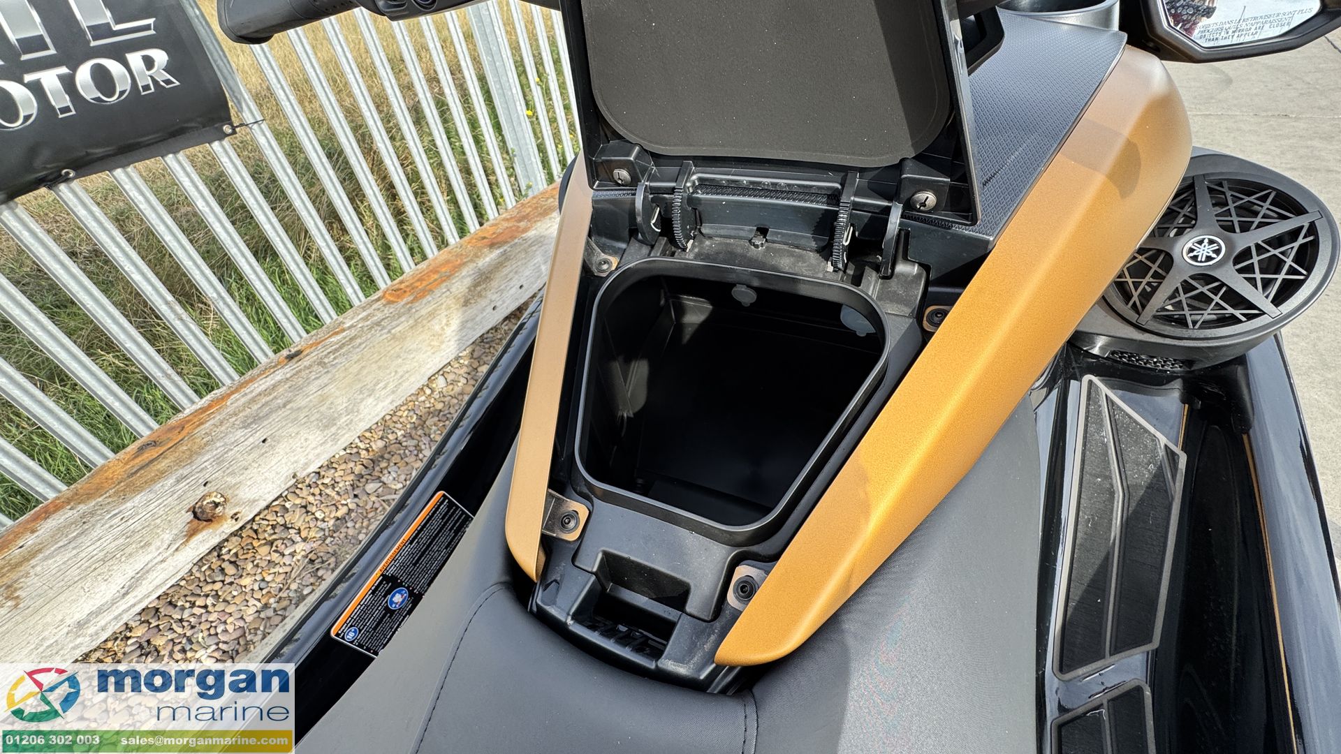 Yamaha FX HO Jet ski 1 -