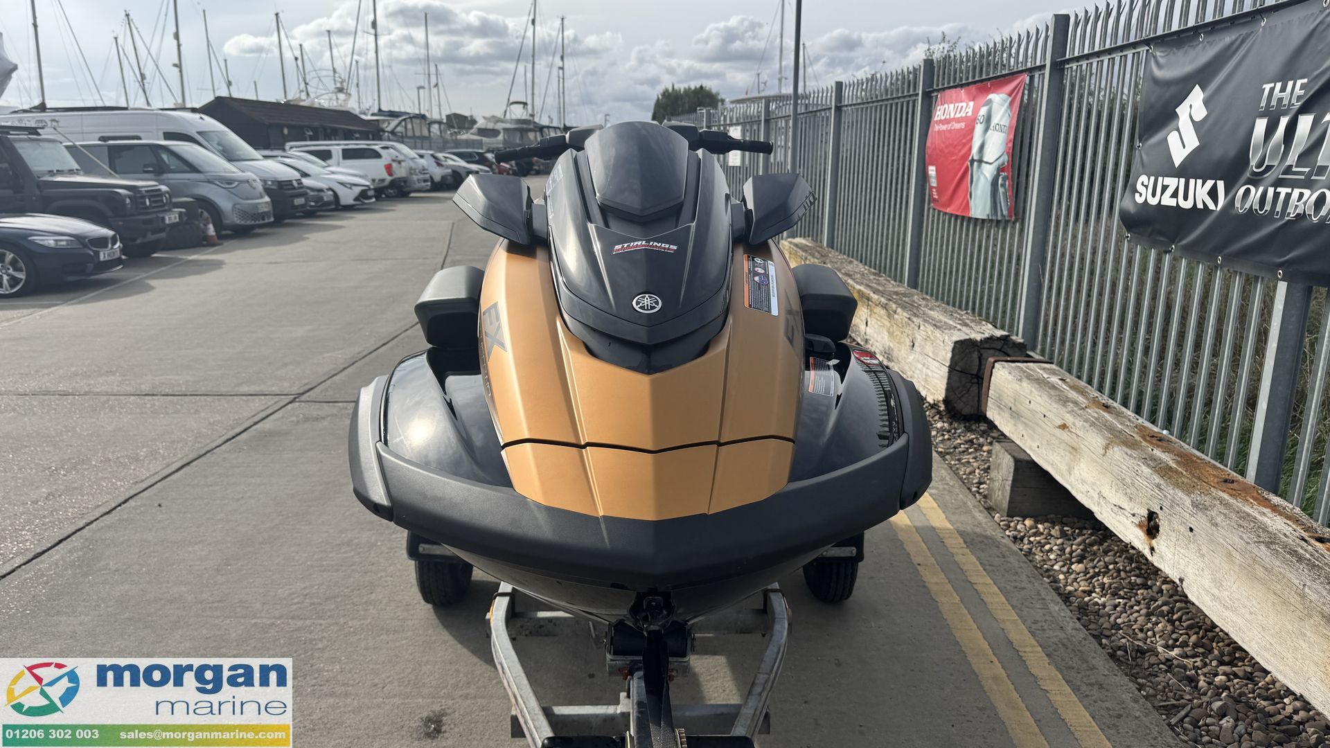 Yamaha FX HO Jet ski 1 -