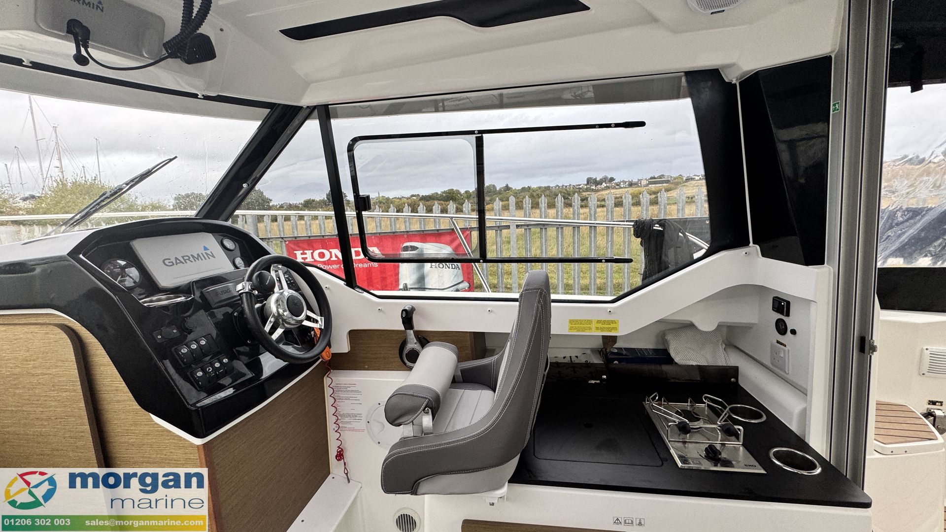 Jeanneau Merry Fisher 795 -