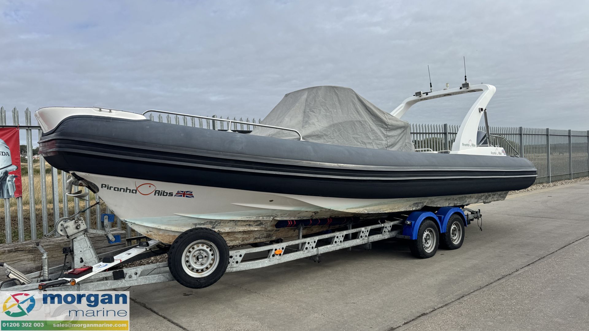 Piranha 830 -