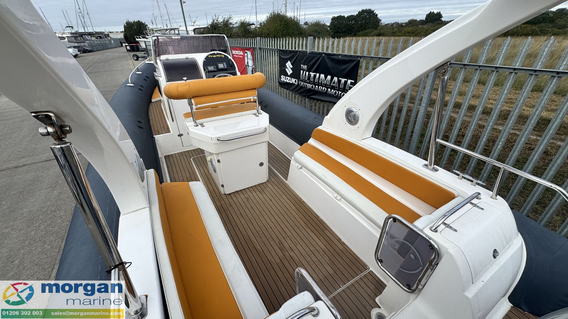 Piranha 830 -