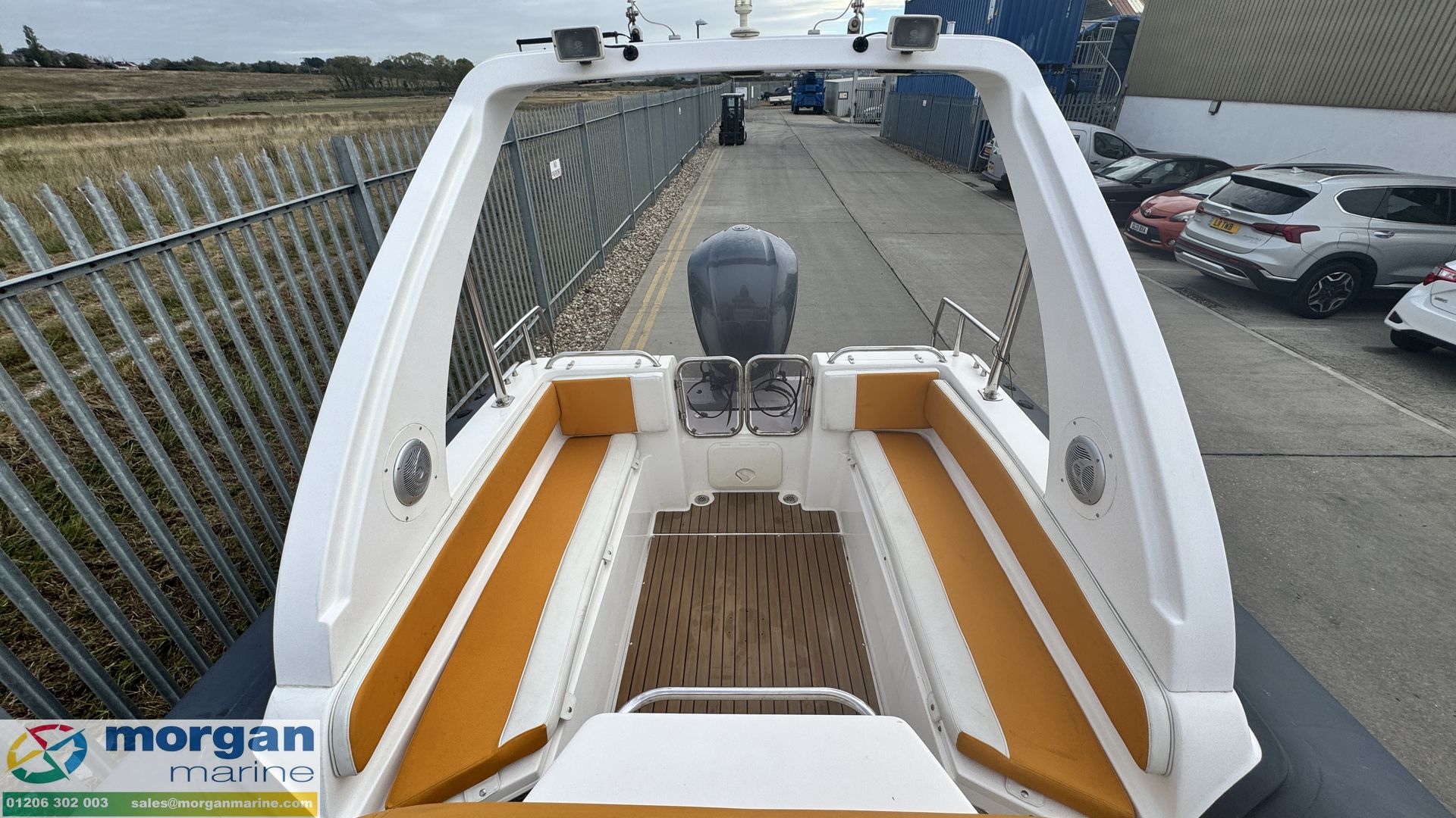 Piranha 830 -