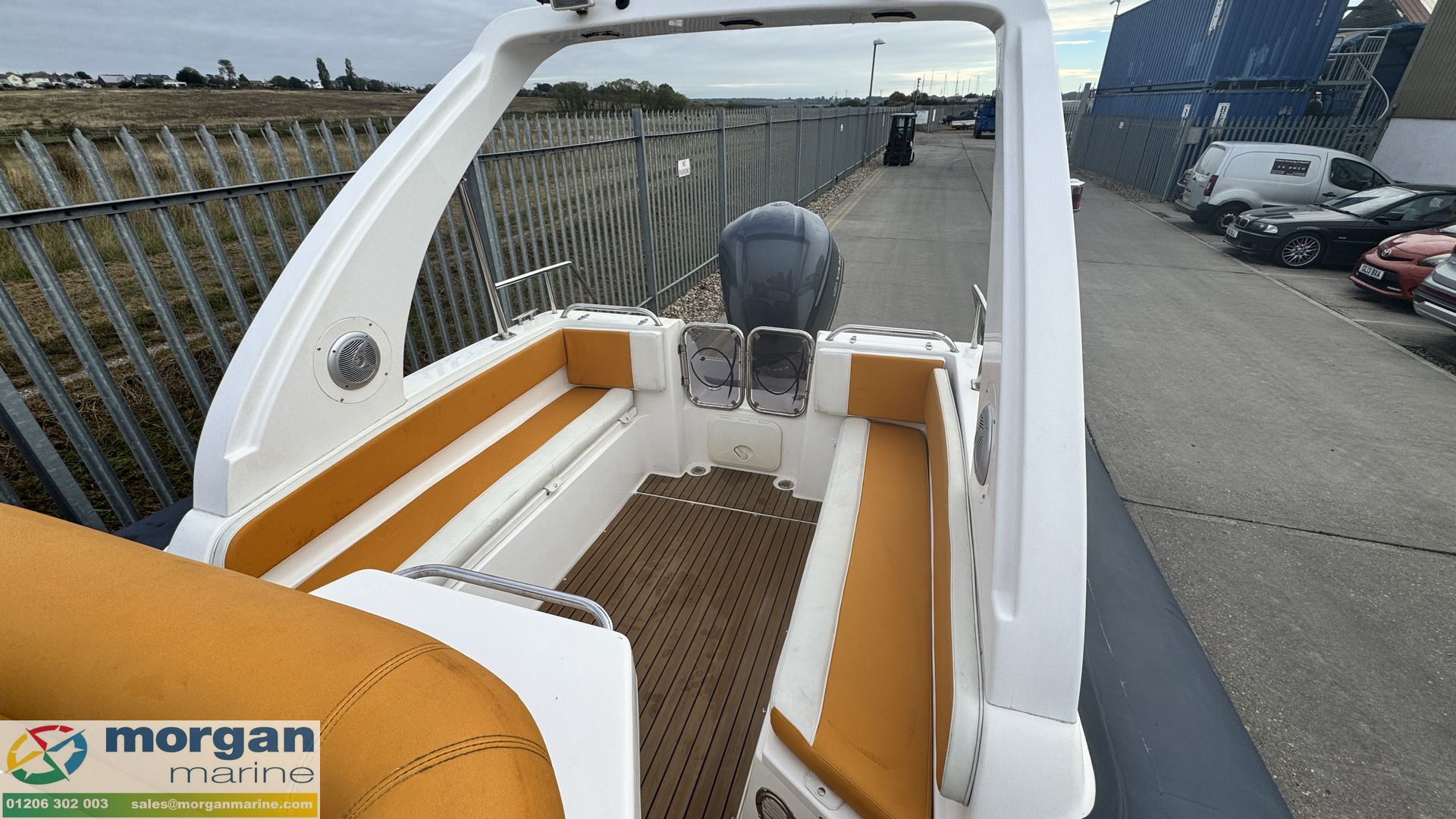 Piranha 830 -